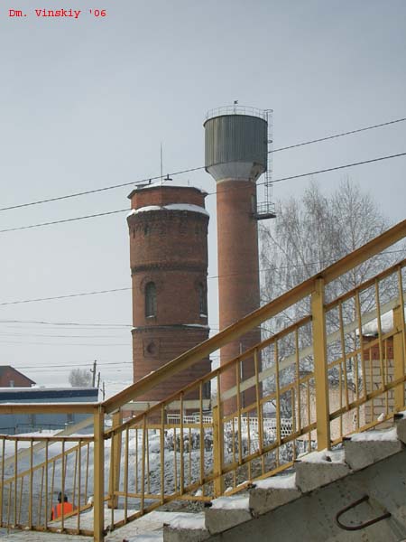 "Две башни" на станции. Узуново.