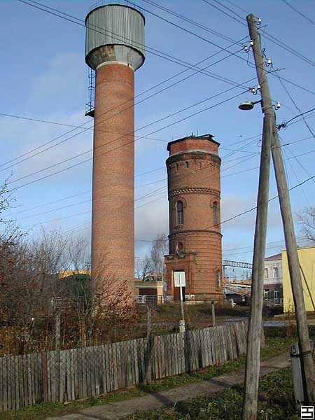 2 башни на станции Узуново.